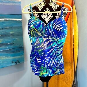 Chuck Handy, Beautiful Hawaiian Designed Swimsuit, Excellent Condition